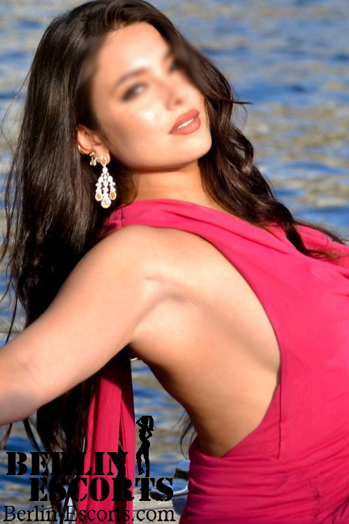 24 Hour Service with Sex Girl in Berlin