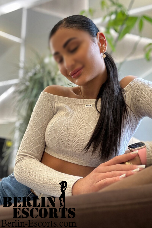 Bondage Escort Girl In Berlin