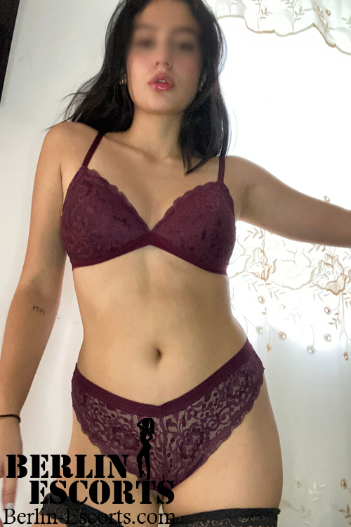 Dirty Talk Escort Girl In Berlin